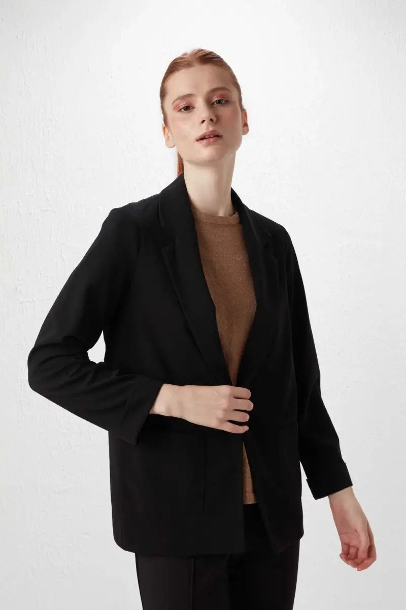 Black 2025 crepe jacket