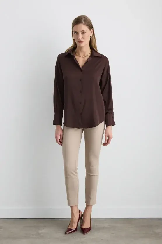 Relaxed-Fit Satin Shirt - Brown - Gusto