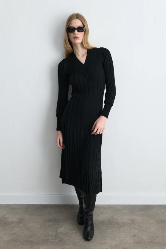 Ribbed Knit Wool Dress Black - 3