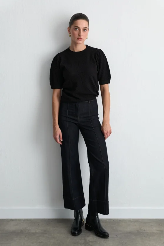 Rose Patterned Eyelet Viscose Knit Blouse Black - Gusto