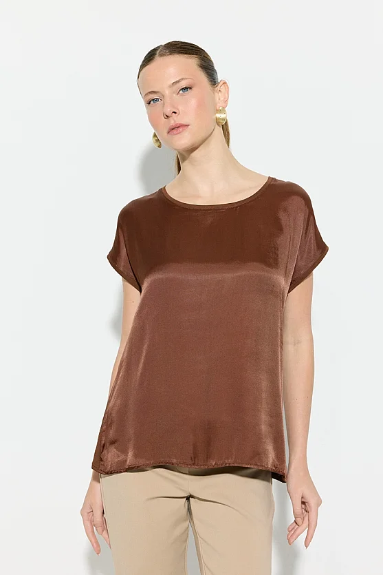 Round Neck Satin Front T-Shirt - Brown - Gusto