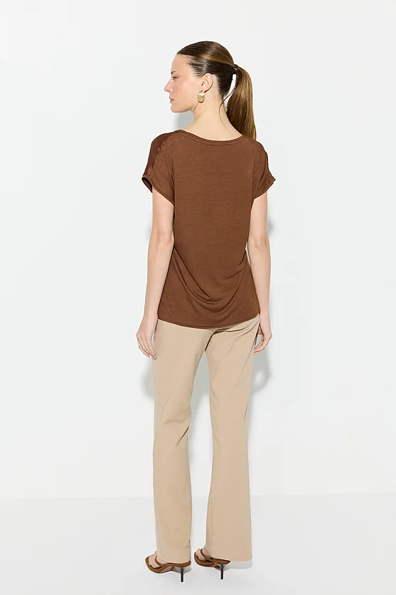 Round Neck Satin Front T-Shirt - Brown - Gusto