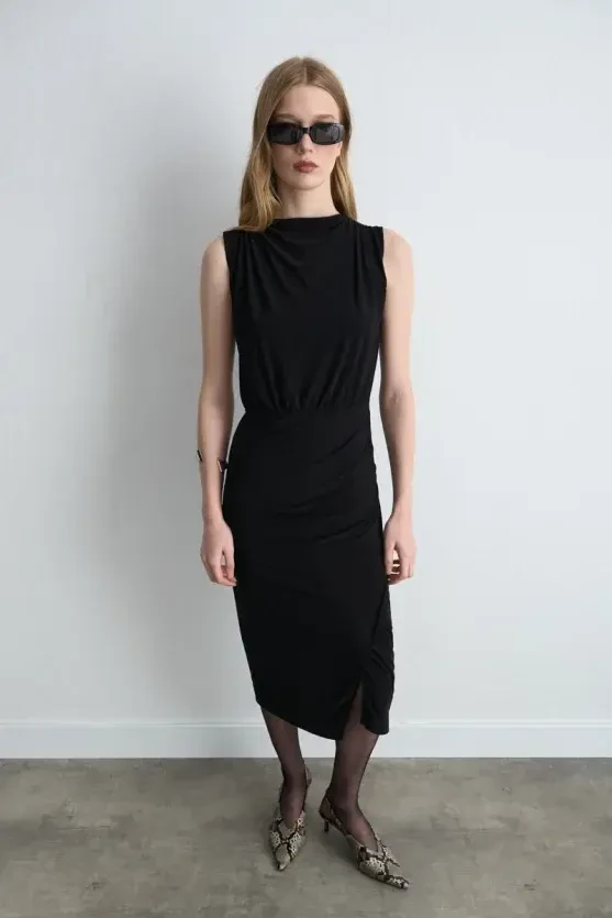 Ruched Jersey Midi Dress - Black - 2