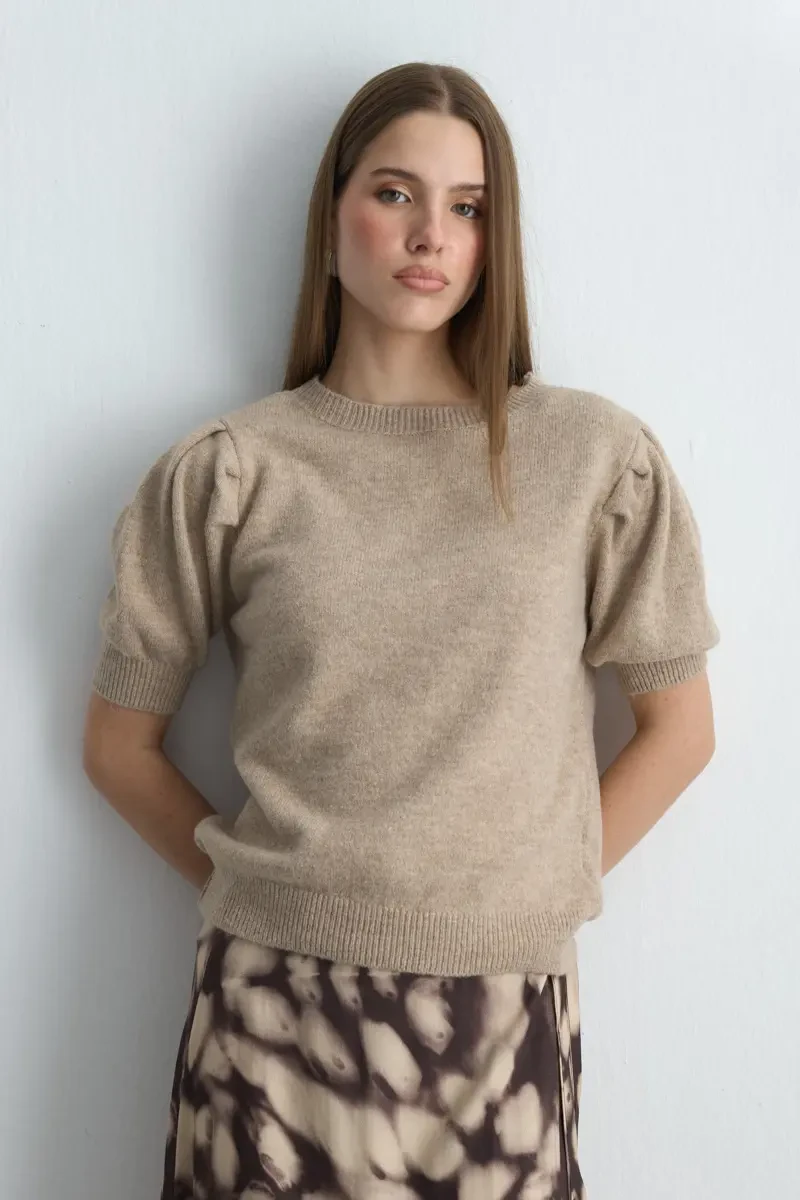 Ruched Sleeve Knitwear - Beige Beige