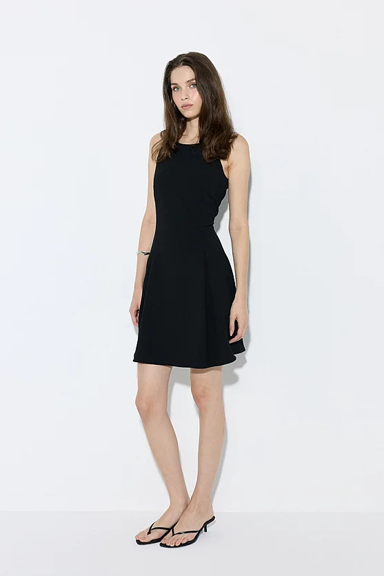 Ruffle Crepe Dress - Black - 4