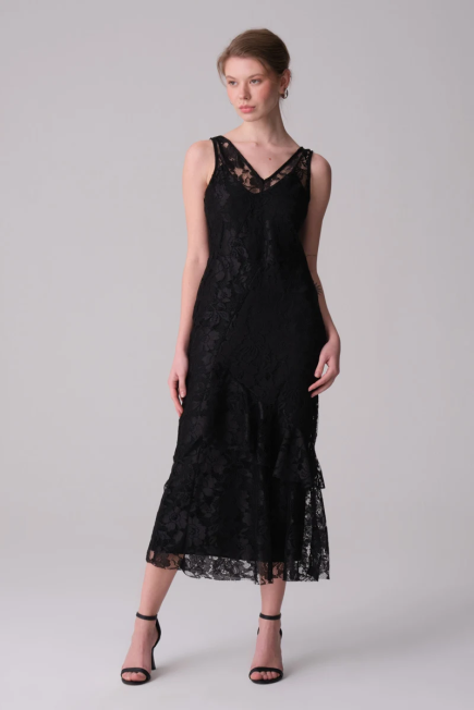 Ruffled Lace Evening Dress - Black Black