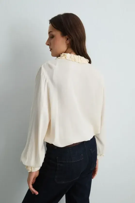 Ruffled Viscose Shirt - Ecru - Gusto