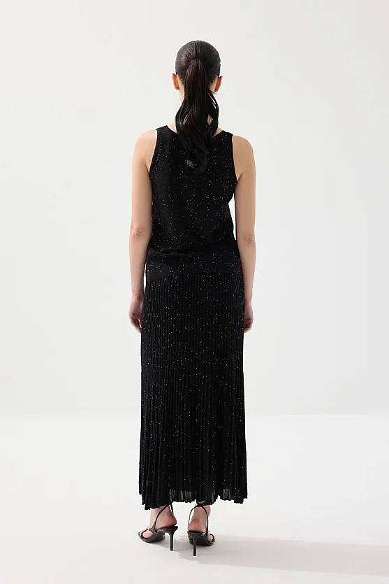 Sequin Detail Knit Tank Top - Black - 6