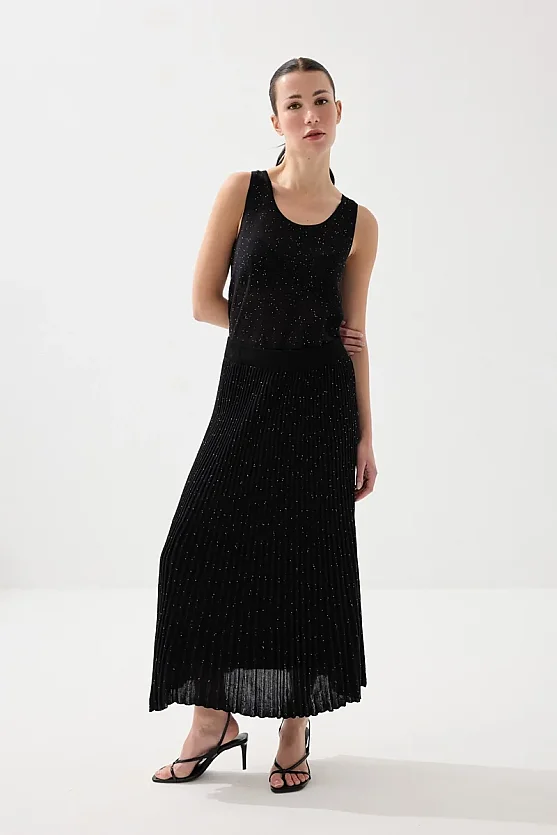 Sequin Detail Pleated Lined Knit Skirt - Black - Gusto