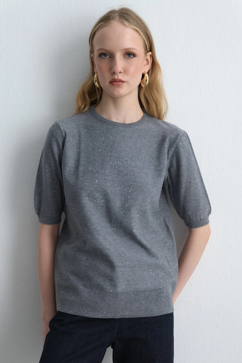 Sequined Short Sleeve Knit Blouse Gray