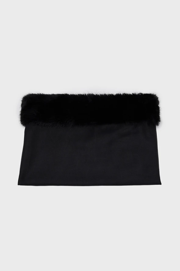 Shawl with Fur - Black - 2