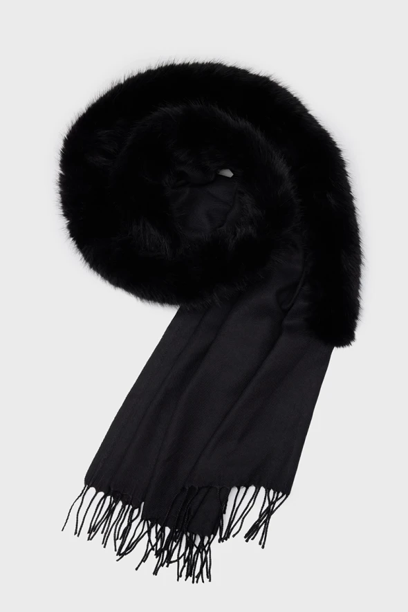 Shawl with Fur - Black - 1