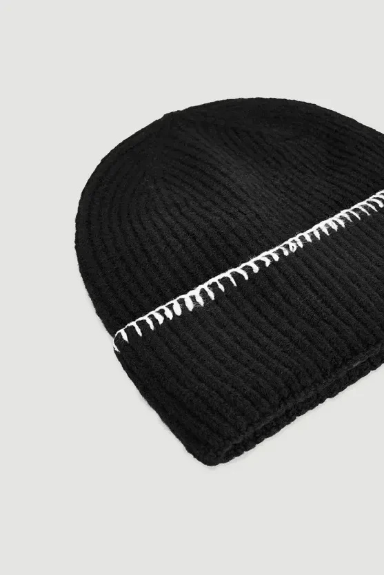 Shepherd-Stitch Beanie - Black - Gusto