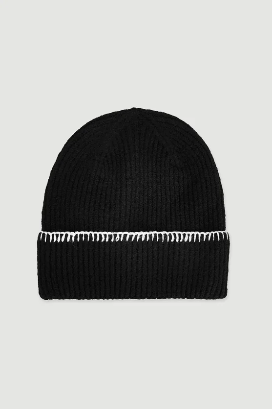 Shepherd Stitch Beanie Black - Gusto