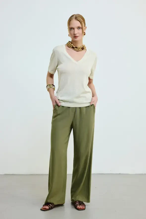 Shimmering V-Neck Knit Blouse - Gold - 2