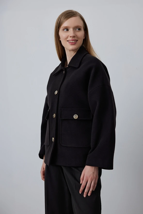 Short Cashmere Coat with Collared Pockets - Black - 2