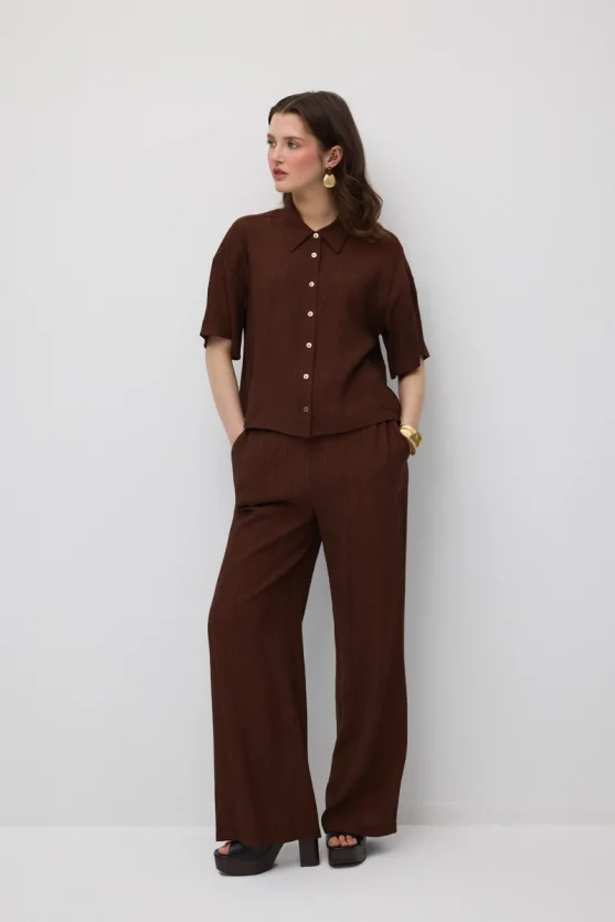 Short-Sleeve Crinkle Blouse - Brown - 4