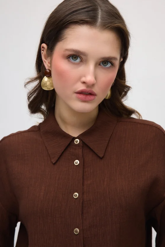 Short-Sleeve Crinkle Blouse - Brown - 4