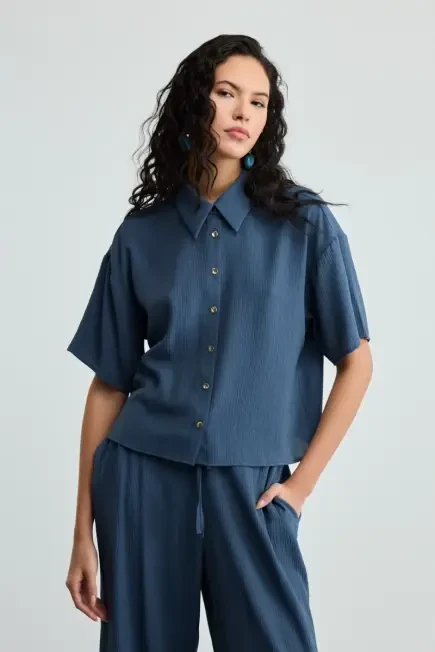 Short-Sleeve Crinkle Shirt - Navy Blue Navy Blue
