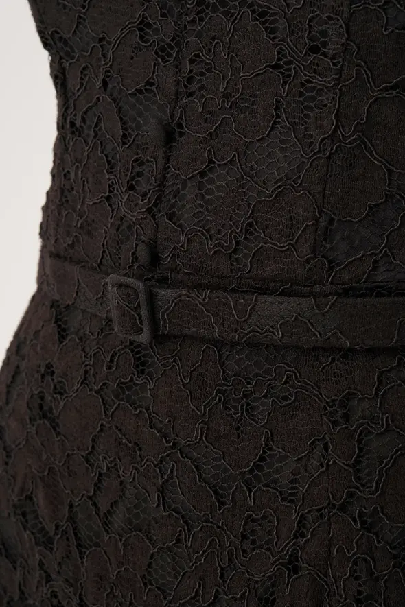Short Sleeve Lace Dress - Black - 8