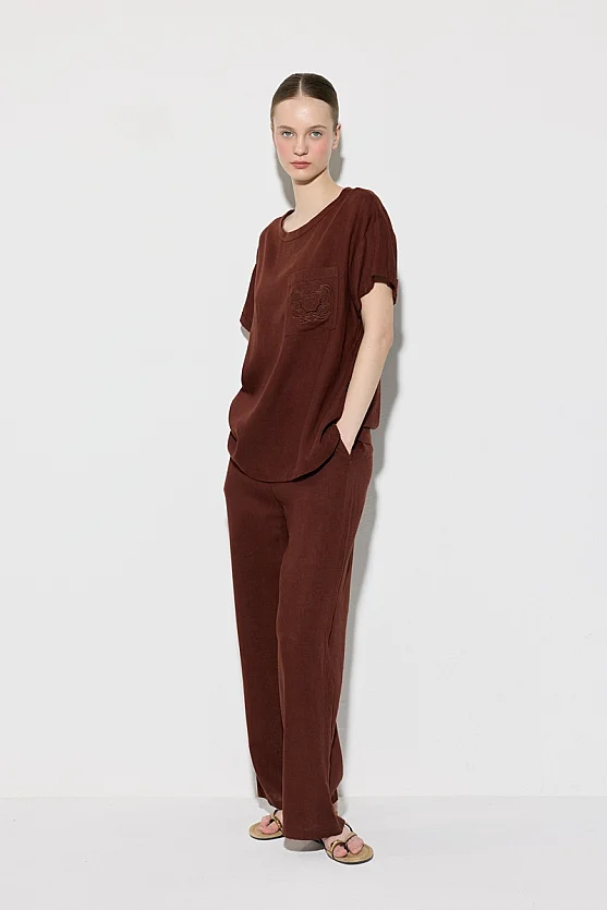 Short Sleeve Linen Blouse with Embroidered Pocket - Brick Red - Gusto