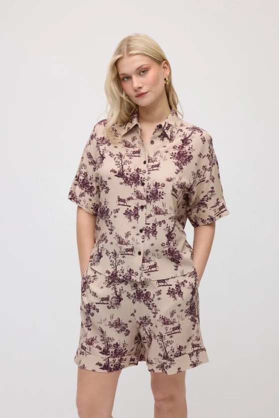 Short-Sleeve Patterned Viscose Shirt - Beige - 2