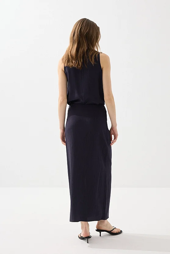 Side-Buckle Long Slit Skirt - Navy Blue - Gusto