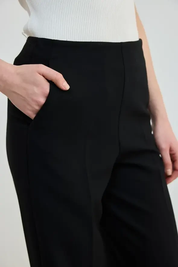 Side Zippered Wide Leg Pants - Black - 4