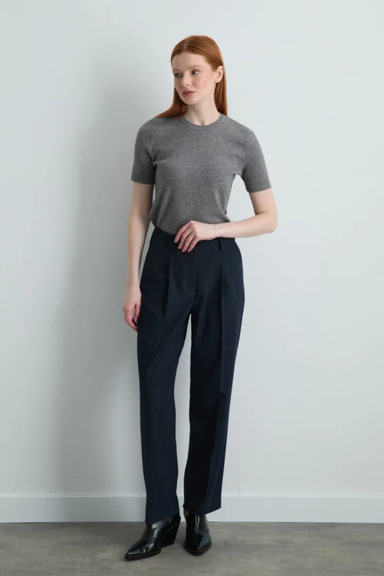 Silk Striped Belted Carrot Cut Pants Navy Blue - 2