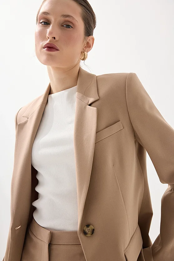 Single Button Classic Blazer - Beige - Gusto