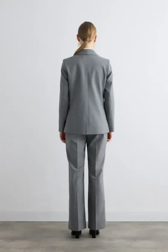 Single-Button Classic Blazer - Gray - 5