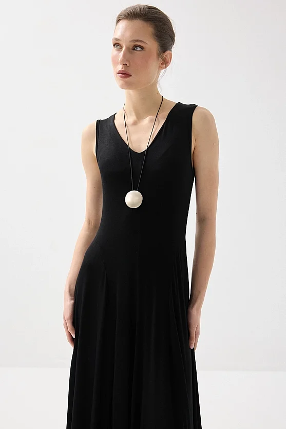 Sleeveless Bamboo Knit Dress - Black - Gusto