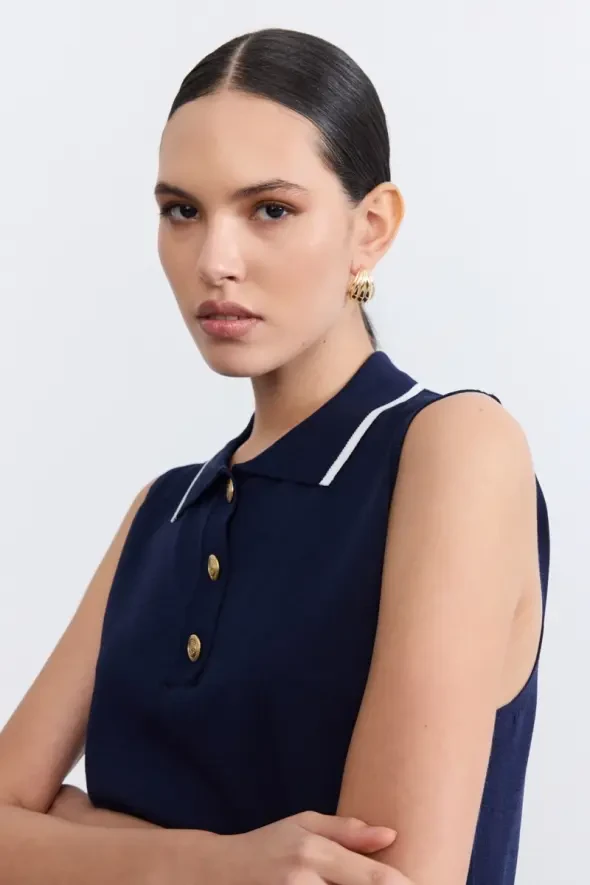 Sleeveless Buttoned Mercerized Knit Polo Blouse - Navy - 4