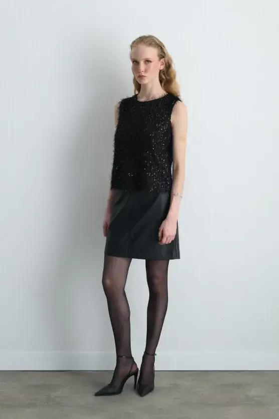 Sleeveless Sequin Jersey Blouse - Black - 2