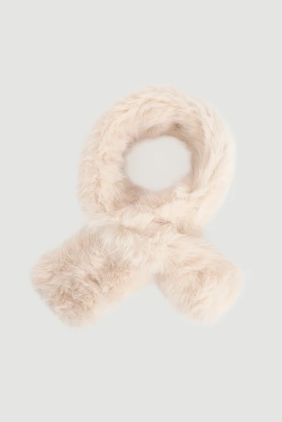 Slip Through Faux Fur Scarf Ecru - Gusto