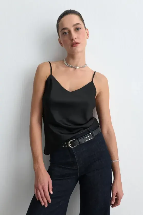 Spaghetti Strap Satin Camisole - Black - Gusto