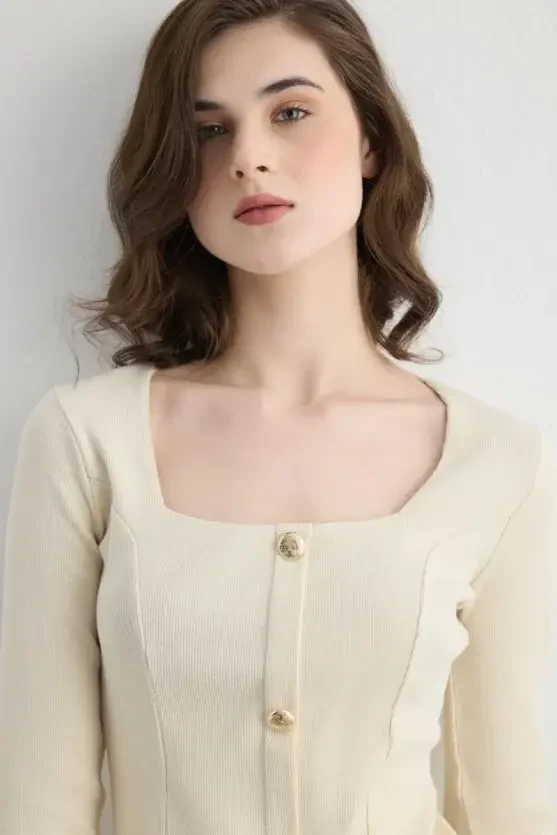 Square Neck Cotton Knit Blouse - Ecru - Gusto