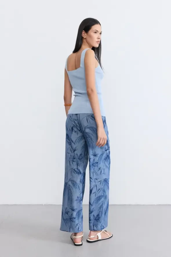 Square Neck Knit Tank Top - Blue - 4
