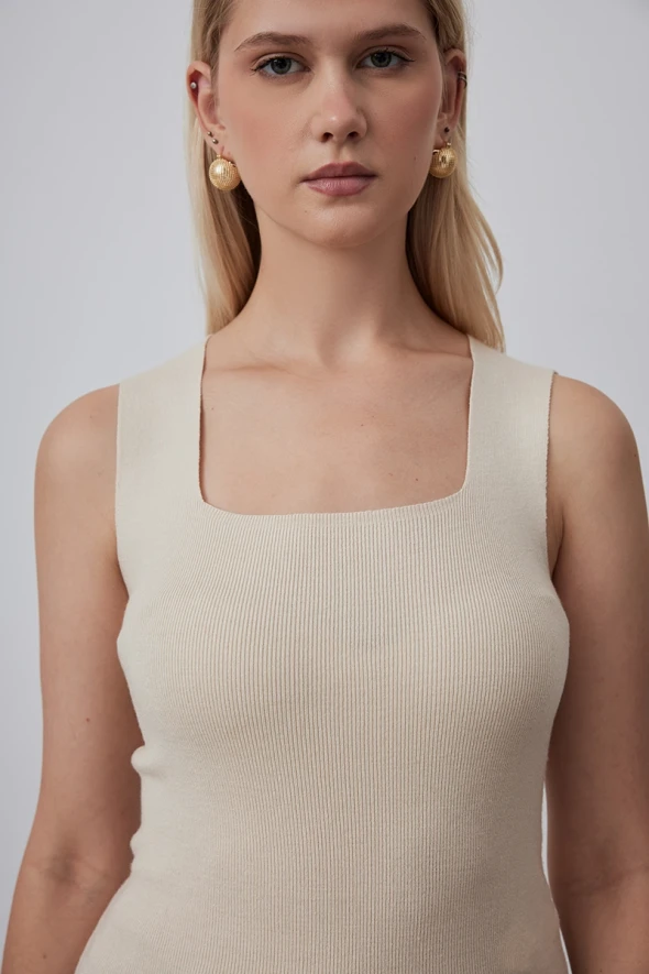 Square Neck Knitwear Tank - Ecru - 3