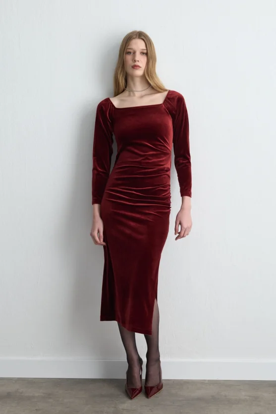 Square Neck Long Velvet Dress Burgundy - Gusto