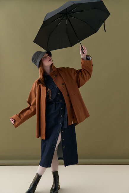 Stand Collar Water-Repellent Trench Coat - Camel - Gusto