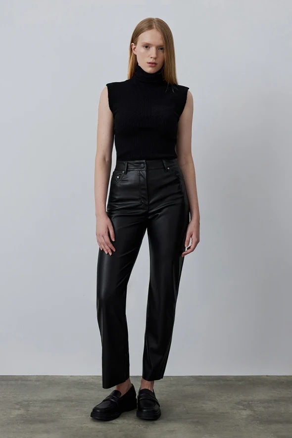 Straight Leg Leather Pants - Black - 2