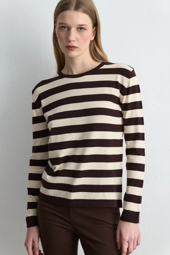 Striped Basic Knit Blouse Brown - Gusto