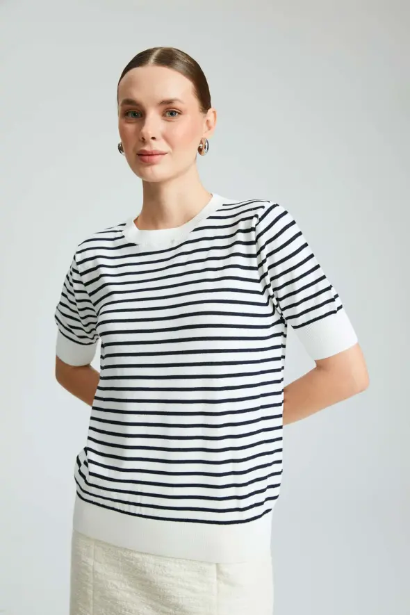 Striped Knitwear - Navy Blue - 1