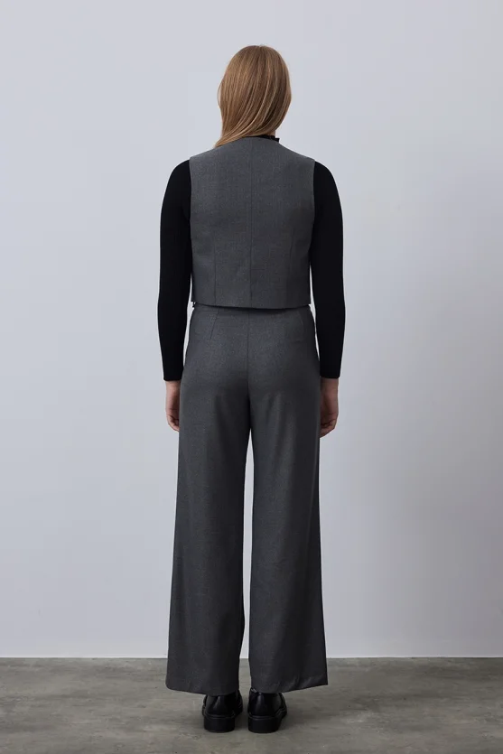 Striped Short Vest - Gray - 6