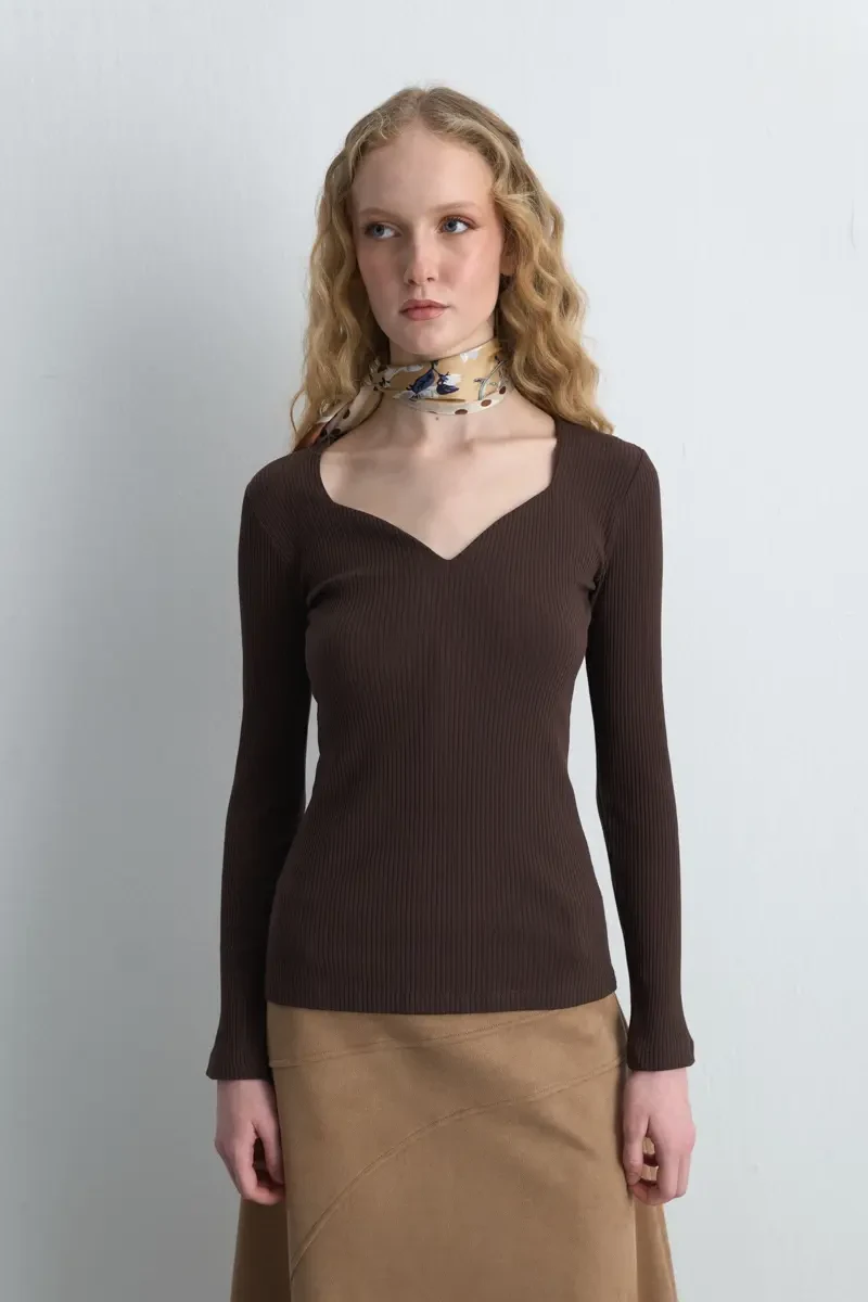 Sweetheart Neck Cotton Blouse - Brown