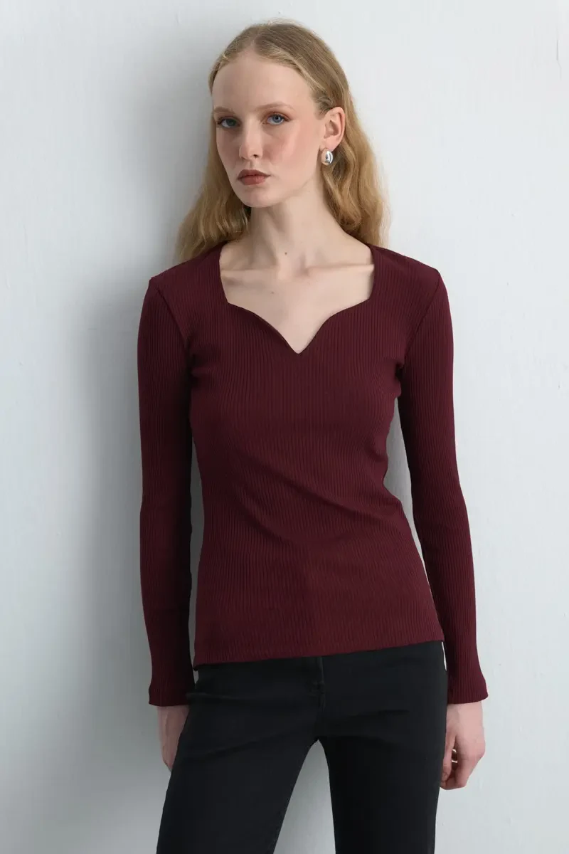 Sweetheart Neck Cotton Blouse - Burgundy