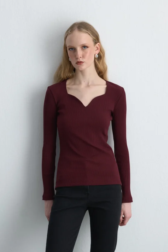 Sweetheart Neck Cotton Blouse Burgundy - 2