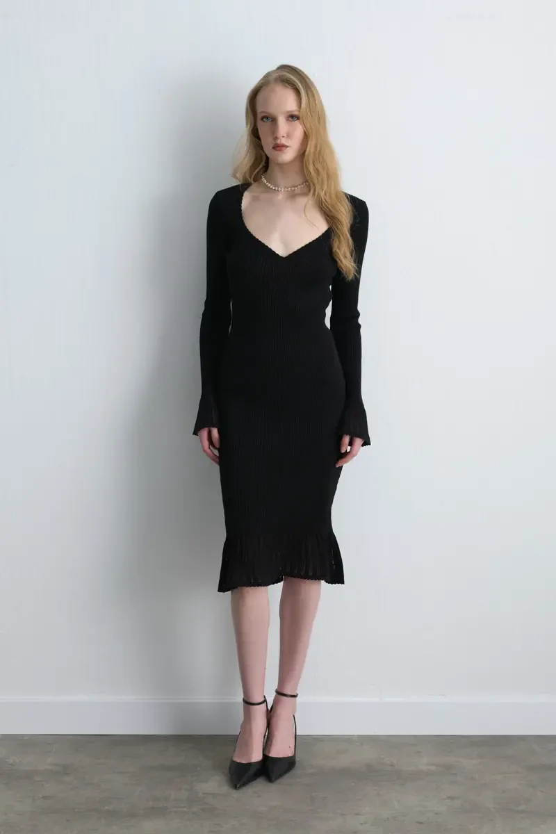 Sweetheart Neck Ruffled Viscose Knit Dress - Black - Gusto