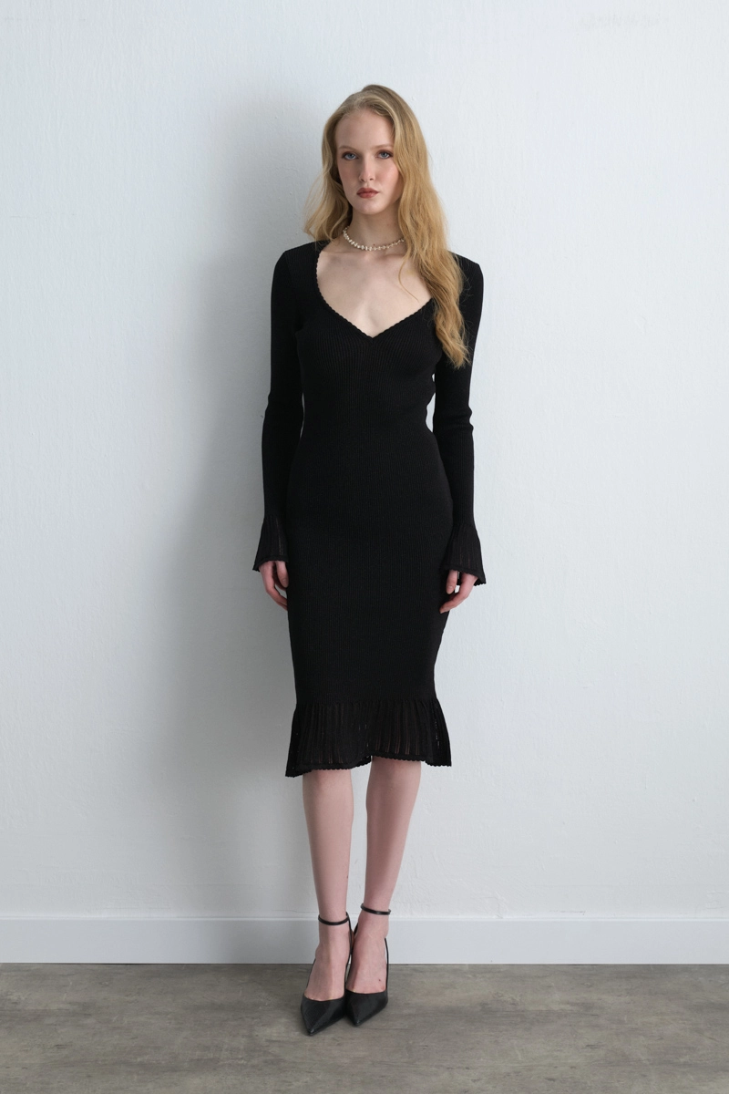 Sweetheart Neck Ruffled Viscose Knit Dress Black - Gusto